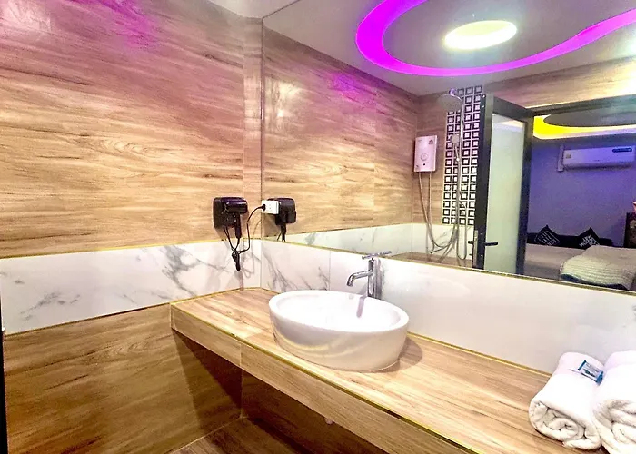 Bankhunchang Ramkhamhaeng Auberge de jeunesse *